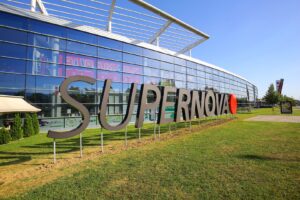 Supernova Garden Mall (1)